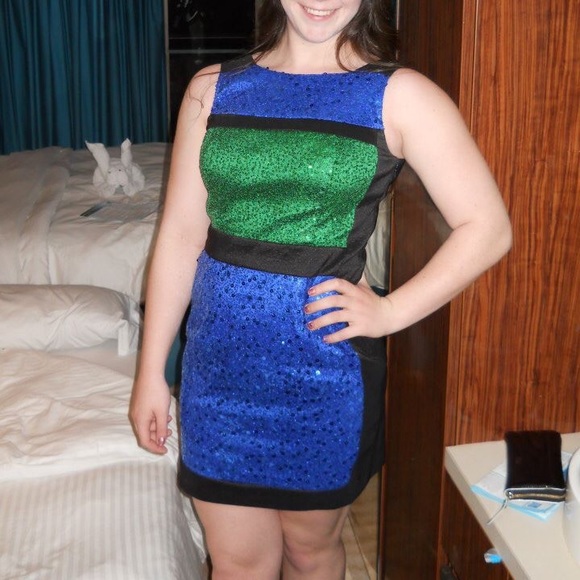 Jessica McClintock Dresses & Skirts - Sequin Jessica McClintock Dress